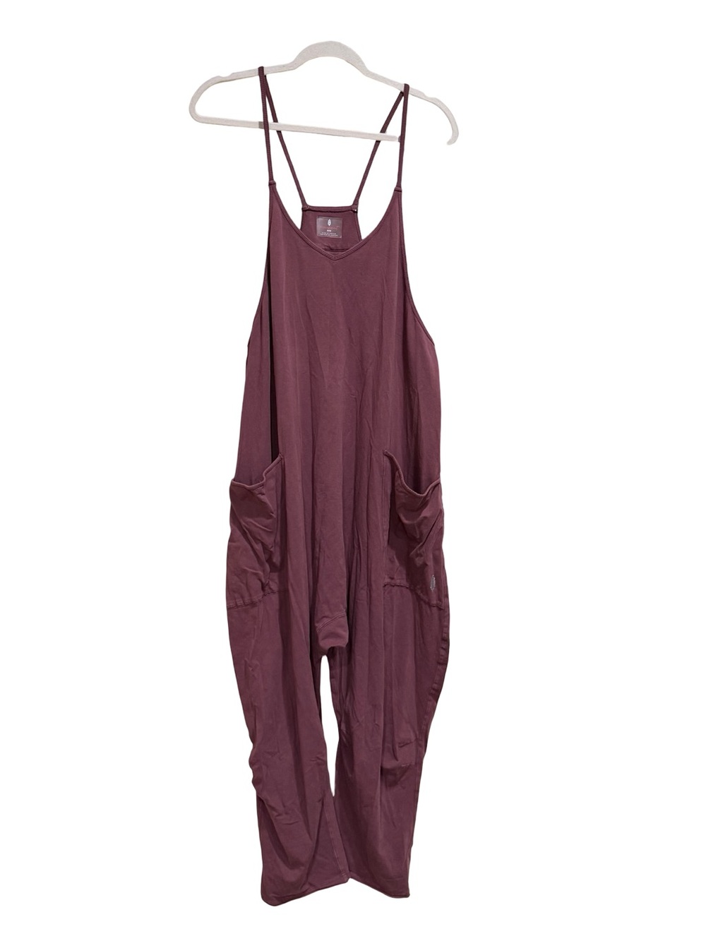 🌟 Free People Movement Hot Shot Onesie Pomegranate Slouchy Romper Size M - Picture 3 of 12